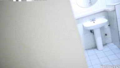 Gadis Pinay Disetubuhi Orang Asing di Toilet Umum | indo