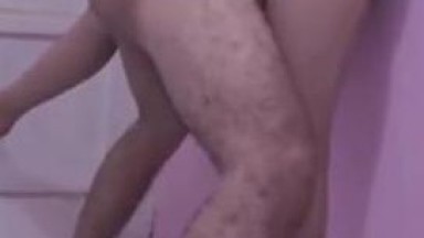 laki laki ini meperagakan gaya cicak | bokepindo