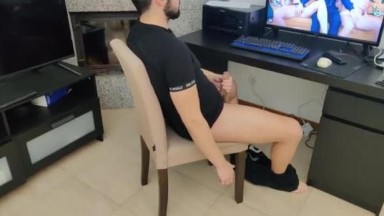 Ibu dewasa membuat anak tirinya cum dengan tangannya sendiri | barat