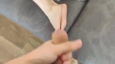 berambut merah muda memberiku handjob dengan payudaranya | barat