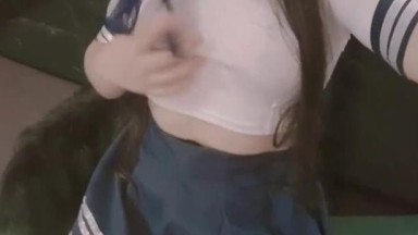 Cosplay gadis muda jalang