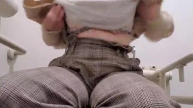 awalnya cuman mainin nenen tiba tiba mainin meki