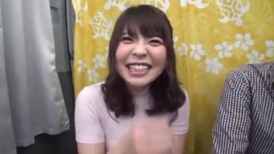 pikirnya sambil mencoba seks intercrural