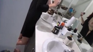 Pelukanmu adalah rumah paling nyaman yang pernah aku temukan.