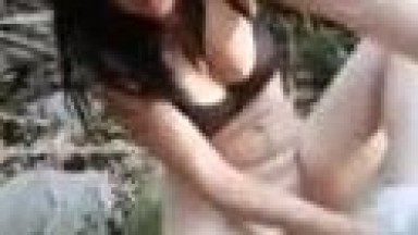 mereka mesum di sunge enak enak an