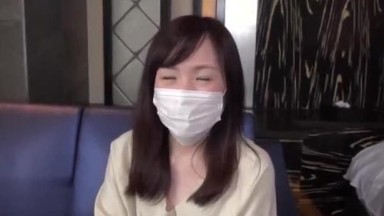 kisah cinta yang sederhana tapi membuat dunia terasa lebih indah hanya dengan kehadirannya