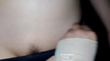 di kamar yang tenang hanya ada dua hati yang saling memahami tanpa perlu banyak bicara