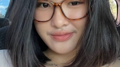 wanita semok ini mintak goyang di atas