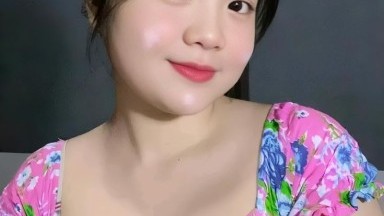 sebelum main sama psk aku melulurkan minyak ke badan nya