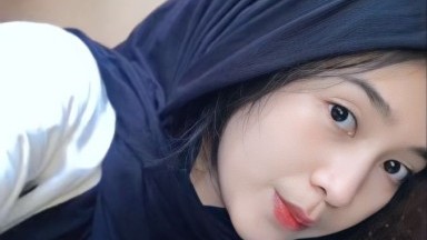 wanita di kafe baru saja kenal udah mau di ajak konten