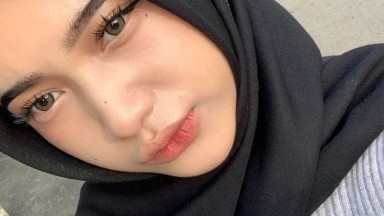 padahal cuman maen maen jadi beneram di kirim in dia lagi colmek