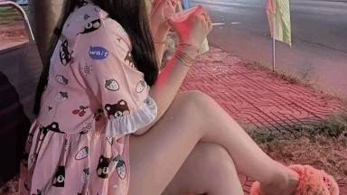 lagi buat konten di hutan