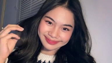 keenakan dimasukin pisang bengkok