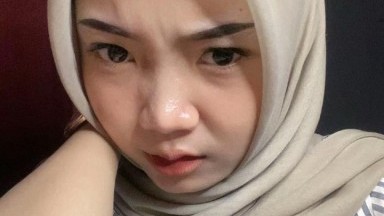 omek pake alat sampe ke enakan