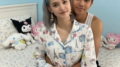 Adek Cantik Banget Dientod