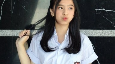 gadis cantik di sekolah lagi anal