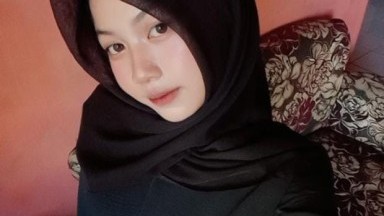 keselek kontol sampek mengeluarkan air mata