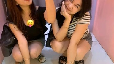 lagi live bareng kawan di kosan nya