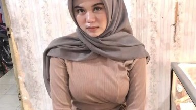 baru aja istirhat cewek ini di entod dari belakang