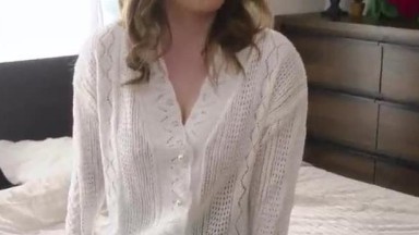 gadis jahat yang melompat ke dalam api