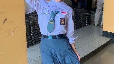 anak sma lagi anal di kamar mandi pakek ludah