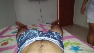 Video porno buatan sendiri dengan saudara tiri mengenakan babydoll
