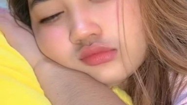 istri lagi tidur di gangguin suami