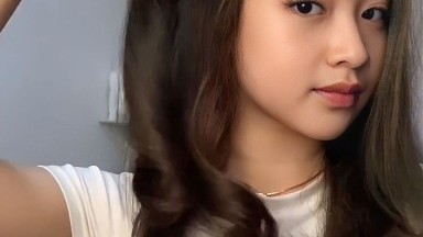 pepek nya masih sempit kali cowok nya aja gaberani maksa masuk sampek kandas