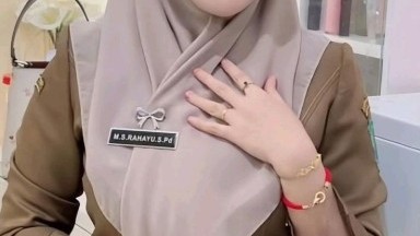 baru sadar selingkuhan aku adalah satpol pp