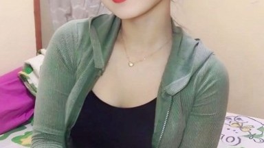 kontol nya kegedean jadi wanita ini kesakitan