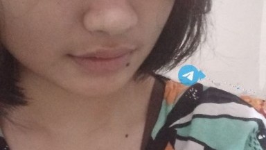 bosen di rumah panggil pacar ke kamar untuk mesum