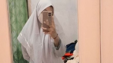 dah sange banget cwk nya jilatin badan cwk sampe bawah