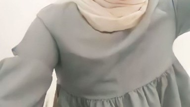 si cewek ke asik an pepek nya di jilat