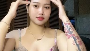 gadis tato indo bisa bahasa inggris