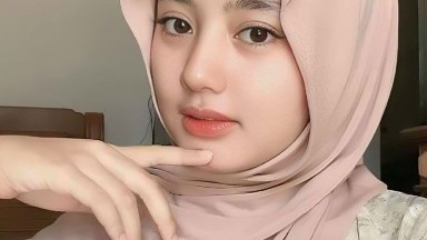 gadis hijab lagi isep kontol pria yang tegep