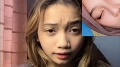 si cantik nenenin berondong