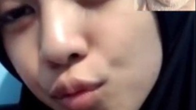 Teman Adeku Lgi Mandi