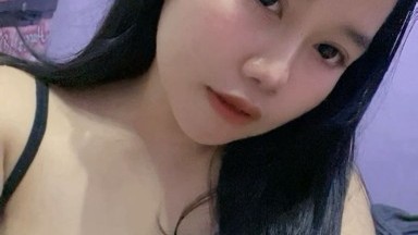 padet banget bunyian memek nya untung ga dengar tetangga