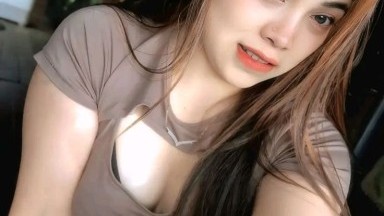 Abg cantik pirang pintar ngewe posisi di atas