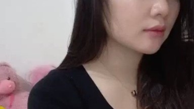 pacar sedang tidur di gangguin