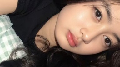 Gangguin Adik Yang Lagi Main Hp