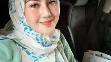 Daisy Bae Hijab Hyper Ngewe