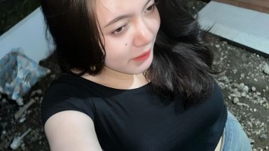 sebelum main kontol pacarnya di cukur terlebihdahulu